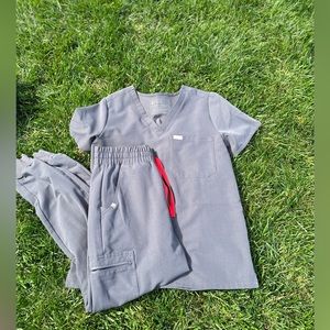 **SOLD* FIG’s Scrubs Women’s
